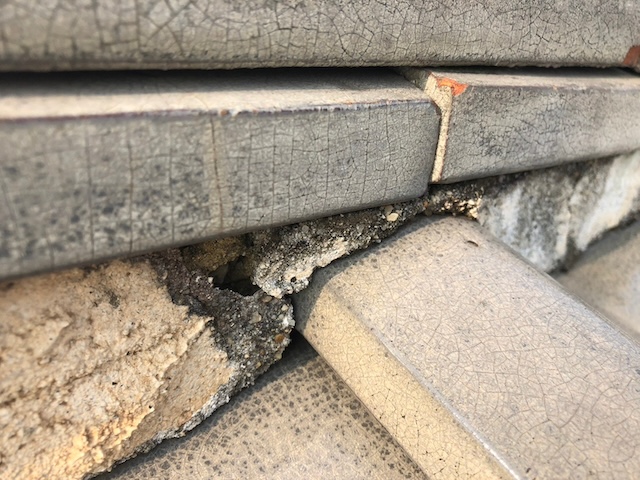 経年劣化した漆喰